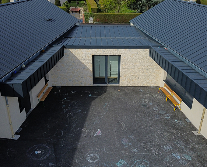 Bâtiment en pierres de parement
