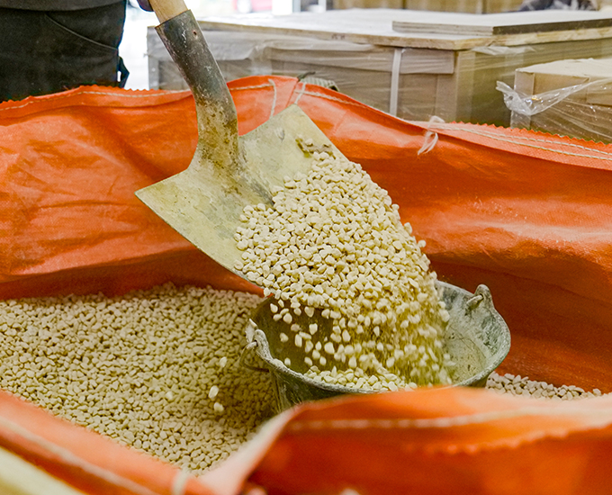 Sable et granulats pour fabriquer la pierre de parement
